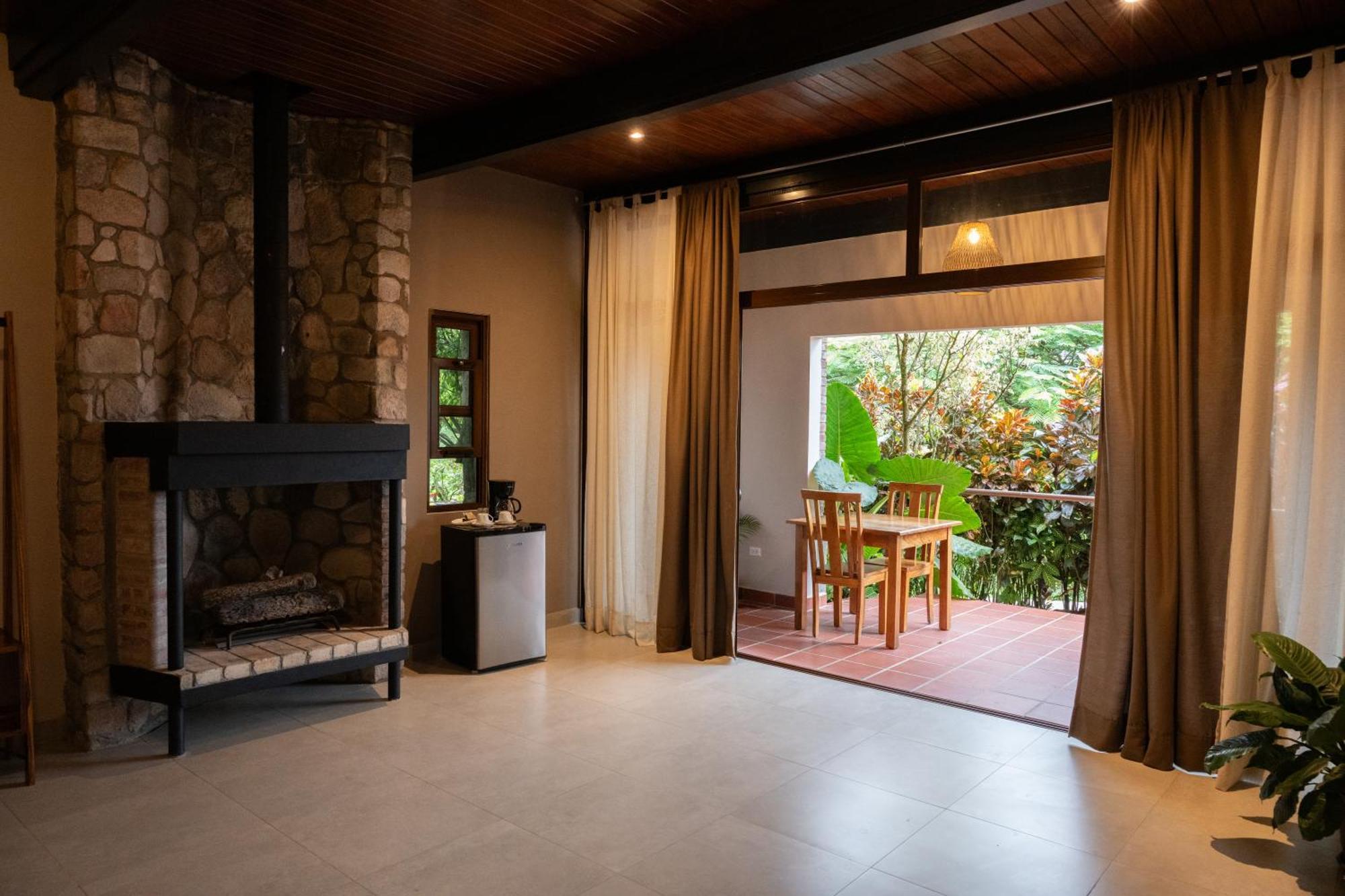 The Golden Frog Inn El Valle de Anton 외부 사진
